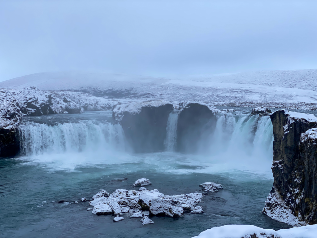 Godafoss, una parada imprescindible en tu ruta de 10 días por Islandia