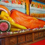 Buda tumbado en Anuradhapura, Sri Lanka