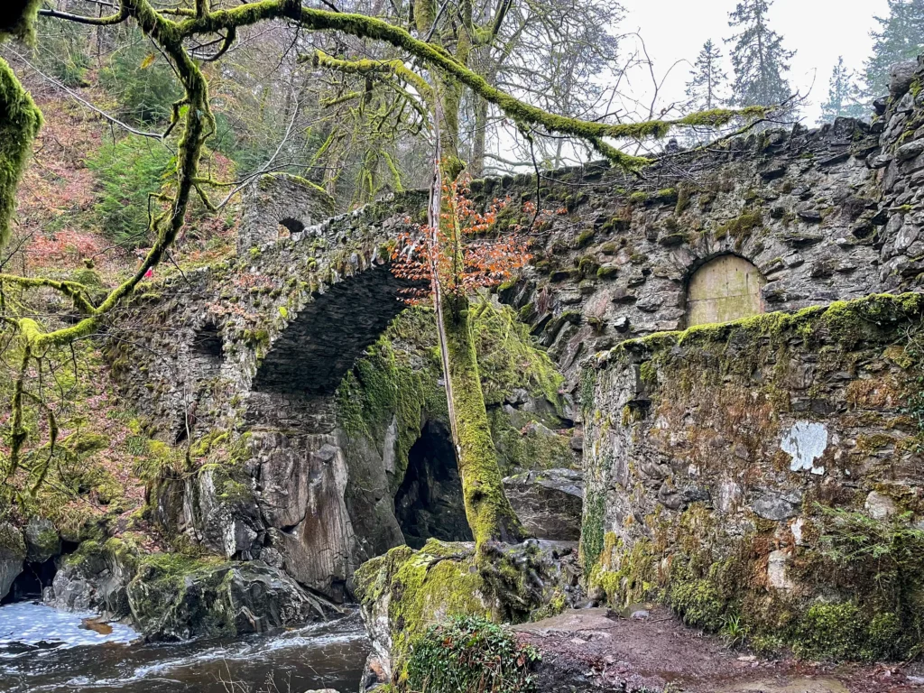 Puente The Hermitage, Escocia