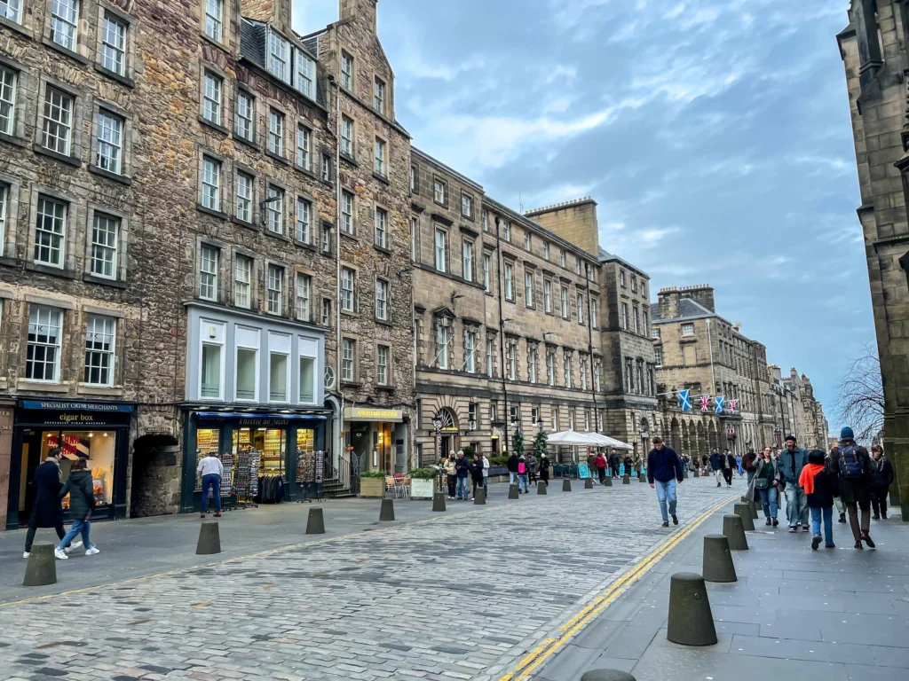 Recorrer la Royal Mile es una de las mejores cosas que hacer en Edimburgo